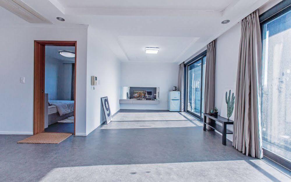 Maniju Pension Togŭnnae Εξωτερικό φωτογραφία